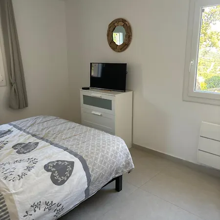 Agreable Maison Avec Piscine Privee Terrain Clos Vue Mer 빌라 *